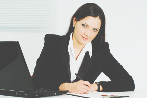 おバカキャラから選挙の顔へ！元AKB川栄李奈の華麗なる転身