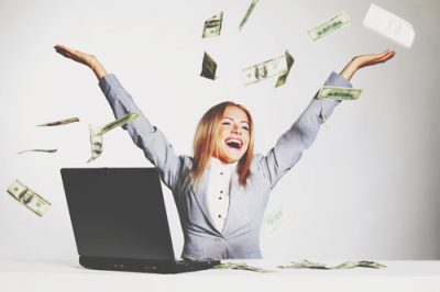 【誕生月・仕事＆金運事典】12月生まれはお金も仕事も右肩上がり！