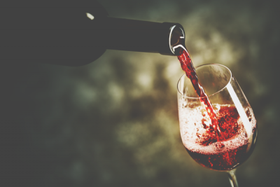 ボジョレー・ヌーボー解禁！金運を上げる新物ワインの飲み方とは？