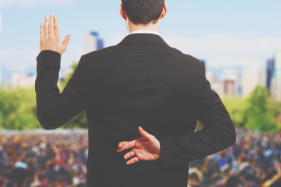 紅白総合司会に大抜擢の内村光良　不動の人気で政界進出も!?