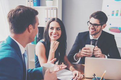 12星座【2018年恋愛アクション】蟹座は他部署の人と交流を！