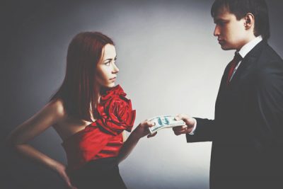 12星座【金の切れ目が縁の切れ目】ランキング　牡牛座にとって金のない輩は魅力ゼロ!?