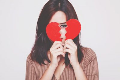 12星座【好きな人がなかなかできない】ランキング　獅子座は理想が高すぎ!?