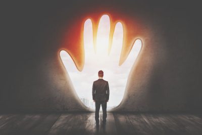 一緒に学べる手相占い　『ピタットTV』が育てた占い芸人・みのるチャチャチャ♪の新番組スタート！