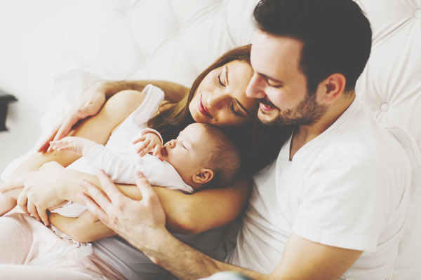 代理出産で母となった丸岡いずみ　未知の領域を切り開くパイオニア運の持ち主だった