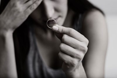 中島美嘉＆清水邦広が離婚　遠距離恋愛・結婚を成就するには？