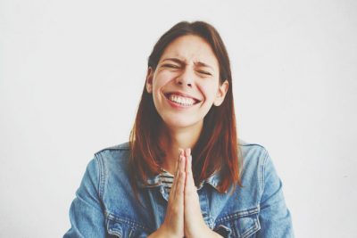 血液型【人に頼むとき】あるある　B型は相手を持ち上げる！