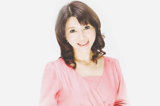 【職業・占い師】紫月香帆 長い道のりも、つらい坂道も。占いで人生を漕ぎ進むアシストを