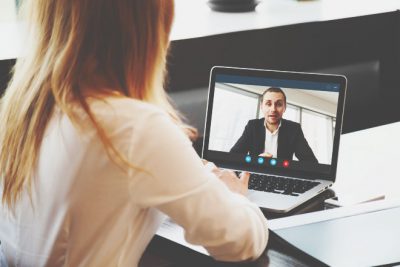 人気占い師・Hoshiに直接占ってもらえる「占いビデオレター」