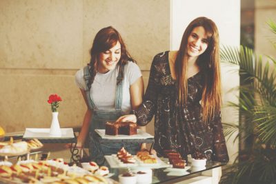 血液型【食べ放題バイキング】あるある　O型は全メニュー制覇！