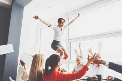 【12星座のトリセツ】頭脳派の反逆児・水瓶座の仕事のトリセツ