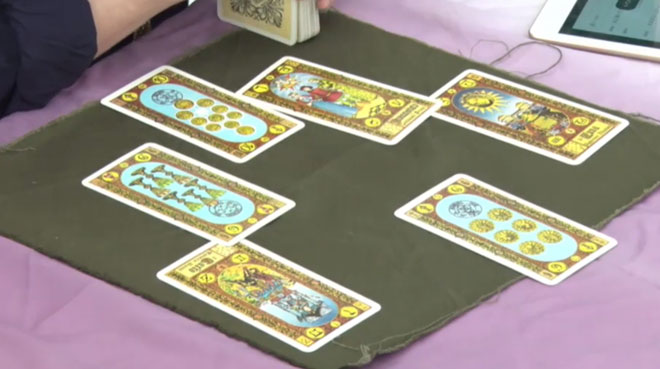 相談者の性格をタロットで鑑定。