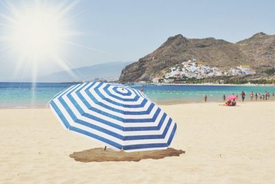 【心理テスト】海水浴場に忘れてきたものでわかる、やりたくないこと