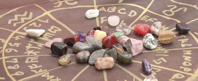 石の位置から好きな彼との距離を読み解いていく