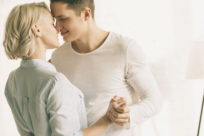 【無料占い】彼は私にどれくらい本気？　2人の愛情バランスを占います