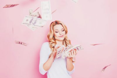 【手相占い】散財しやすい手相6つ　小指下にをチェック！