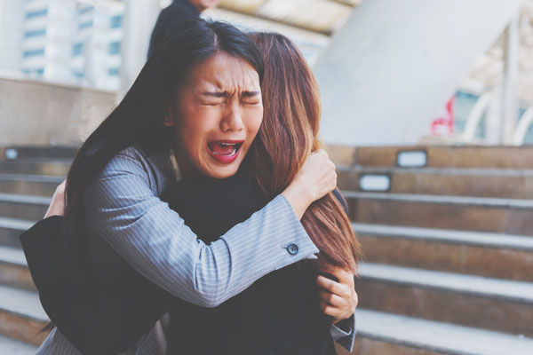 星座グループ別【別れへの耐性】蟹座・蠍座・魚座は別れを引きずり未練を残す