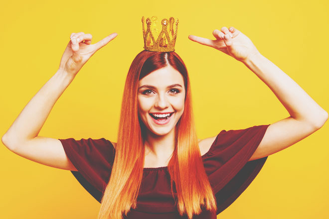 とにかく最初から最後まで褒めてくれる！　あなたのいいところ「だけ」を占う『占いビデオレター』を体験！