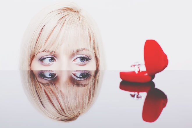 10の質問でわかる【あなたの結婚適性】夫婦で歩むよりも、おひとり様のほうが幸せかも!?