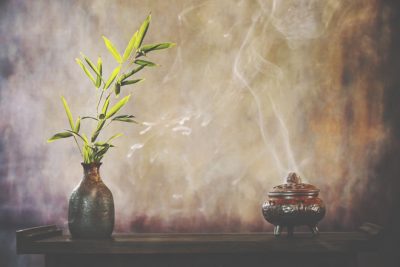 九星別【2018年の厄落とし】四緑木星はお香で悪縁を断つ！