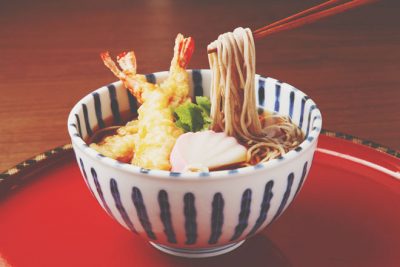 【心理テスト】年越しそばの食べ方でわかる、2019年の健康運