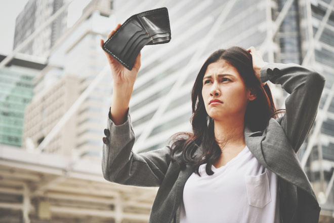 12星座【基本的にいつも金欠】ランキング　獅子座は遊びのためにお金は惜しみません！