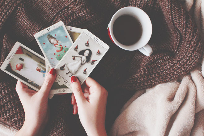 【無料占い】あなたに贈るカードからのアドバイス　ワンオラクルで鑑定