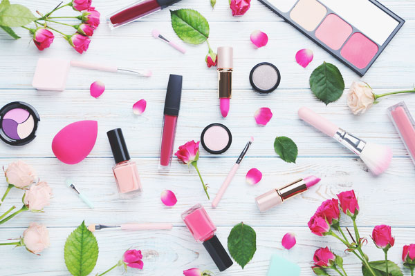 【開運メイク】3、4月はトレンドを押さえた春メイクでハッピーに