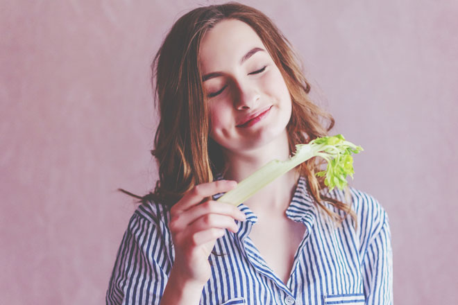 12星座【春の開運野菜】双子座はそら豆で金運アップ、射手座はセロリで人間関係運アップ！
