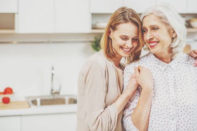 12星座【親のすねかじり】ランキング　蟹座は実家から離れない！