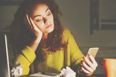 【読者鑑定】別れたのに連絡が……気になる元カレの本音と今後の関係