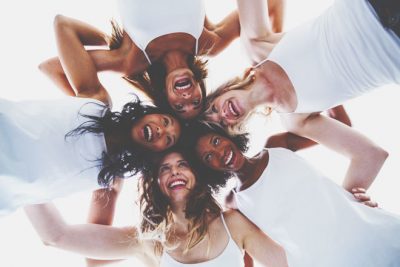 星座グループ別【あなたを守ってくれるもの】蟹座・蠍座・魚座は「人を結ぶ力」！