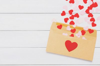 【心理テスト】選んだ紙でわかる、あなたが思わずOKする不意打ちの告白