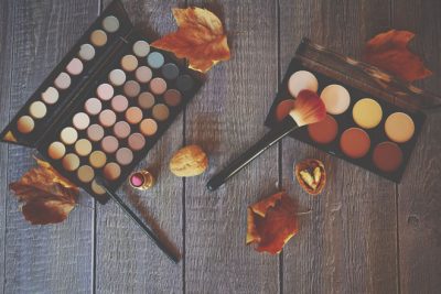 九星別【2019年秋の開運メイクカラー】九紫火星はブラウンが吉！