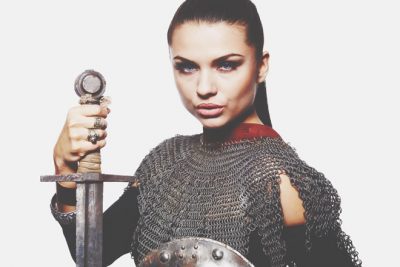 12星座【完全武装女子】ランキング　双子座は言語武装のスペシャリスト！