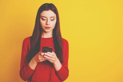 12星座【イタカワ女子】ランキング　水瓶座はネットで元カレトーキング!?