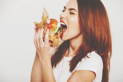 12星座【食べっぷりがいい】ランキング　獅子座はペロリと完食！