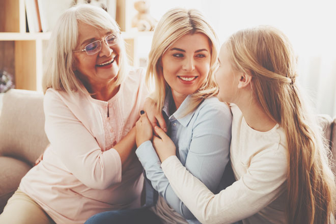 【手相占い】「サポート線」がある人は支援者があらわれる　身内の援助を得て成功する手相4つ