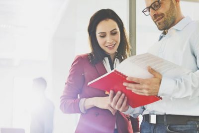 【手相占い】寵愛線の持ち主は出世街道まっしぐら！　上司にかわいがられる手相ベスト3