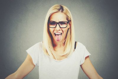 血液型【テンションが低いとき】あるある　O型は毒舌キャラに、AB型は普段と変わらない!?