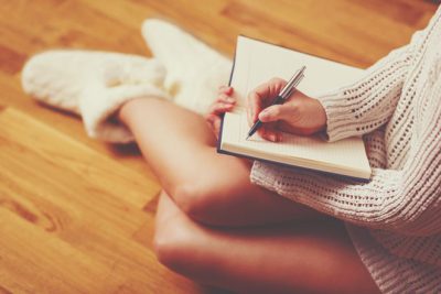 九星別【2019年の厄落とし】一白水星は今年の失敗を紙に書き出す！