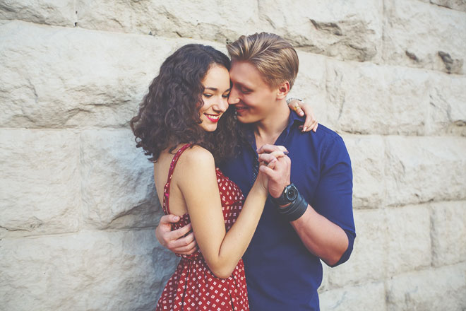 【無料占い】彼の気持ちをガチ鑑定　彼が好きな恋展開とあなたに望むこと