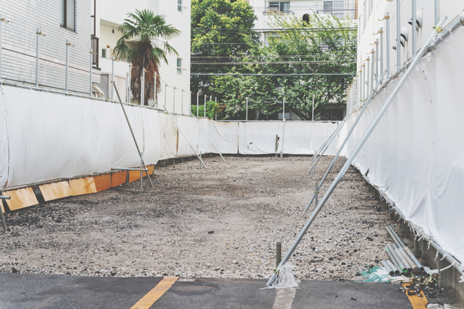 【心理テスト】空き地にできる建物は何？　答えでわかる、つい夢中になってしまうもの