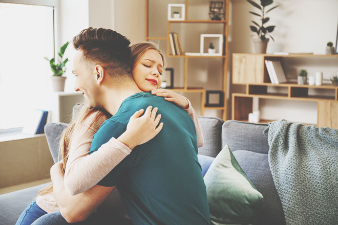 【無料占い】冷たい態度は別れのサイン？　彼の本音と以前の2人に戻る方法を占う