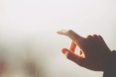 【心理テスト】霧の先にあるものでわかる心に潜む不安