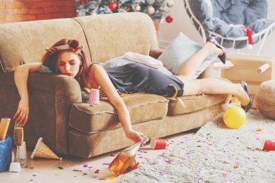 12星座【お酒の失敗】あるある　天秤座はメイクを落とさず爆睡！