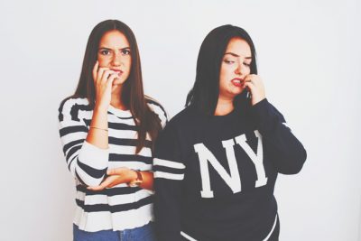 血液型【内心びくびく】あるある　A型は悪口で盛り上がっているとき！