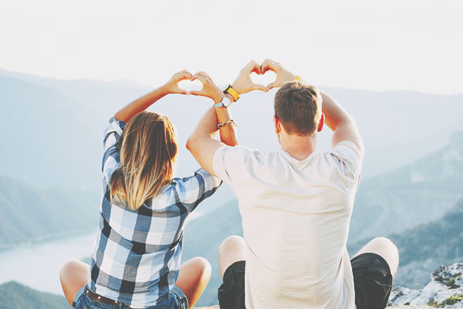 【開運指ヨガ】出会い運アップ！　自分に合う相手と巡り会う「キツネのポーズ」