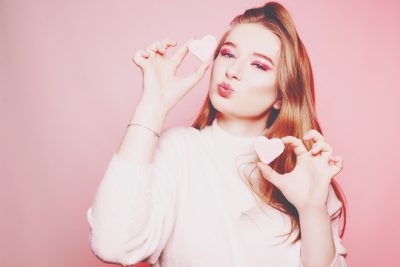 12星座【GWの恋の育み方】天秤座はネットデートで距離を縮めて、リアルにつなげて！