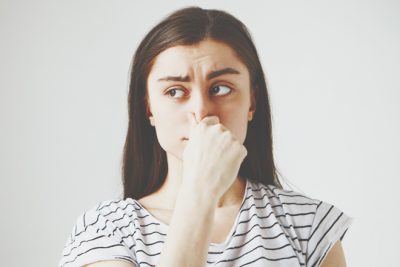 【夢占い】夢の中で感じた「におい」が暗示することとは？